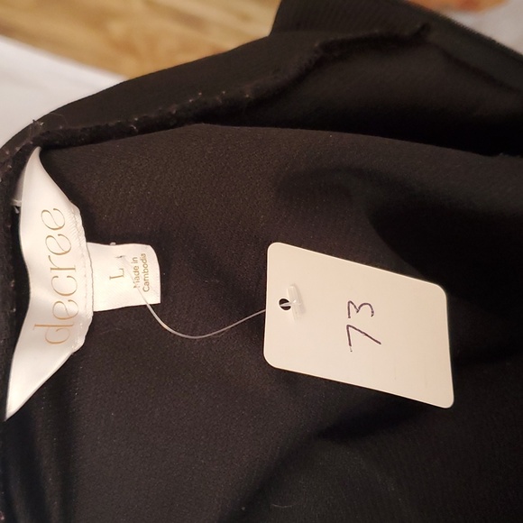 Decree, Size L - Picture 7 of 9